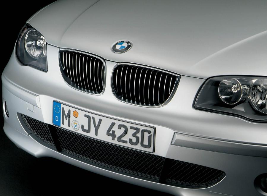  BMW 1-Series 5-Door 2005 года  (фото 77 из 187)